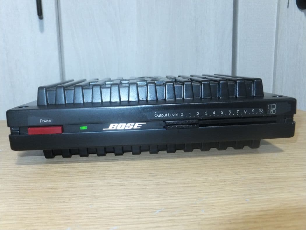 【動作品】BOSE ステレオパワーアンプ 　1705ii