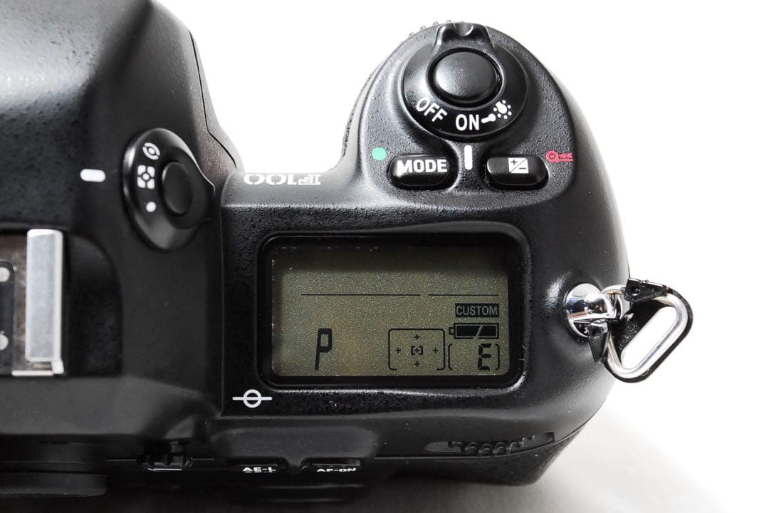 動作品⭐️ Nikon F100 フィルムカメラ ベタつき無し・液晶漏れなし