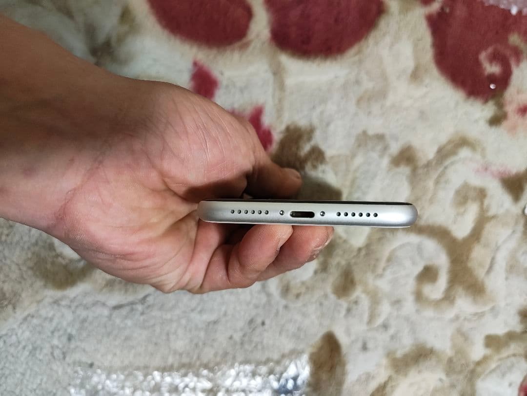 美品 iPhone11 中古 スマホ Apple SIMロック 解除済