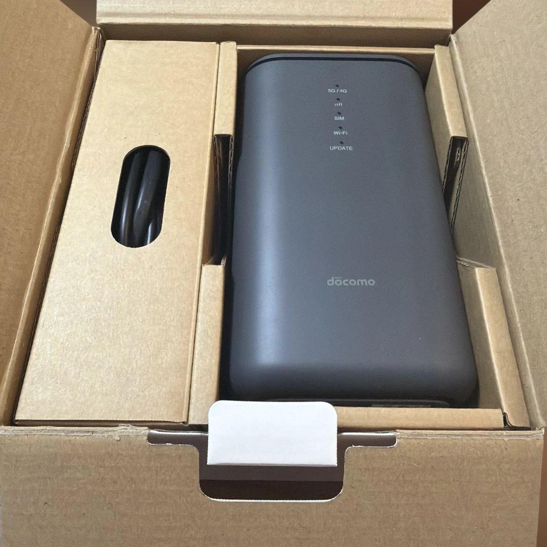 ドコモ　docomo 5G HR02