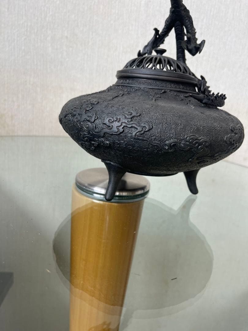 高岡銅器の金工師、米田秀保による「蝋型鋳銅 立龍提手 香炉