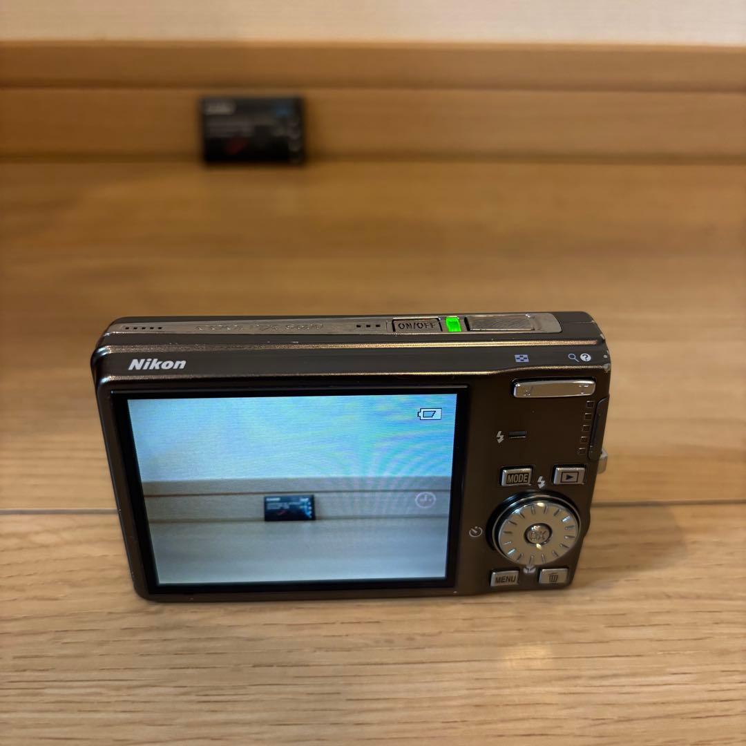 Nikon COOLPIX S600 アーバンブラック