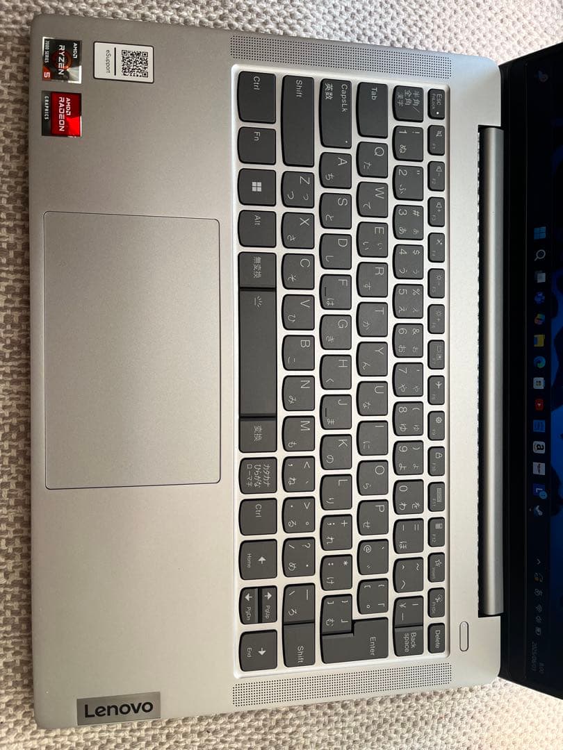 Lenovo IdeaPad Slim 5 Gen 8 - クラウドグレー
