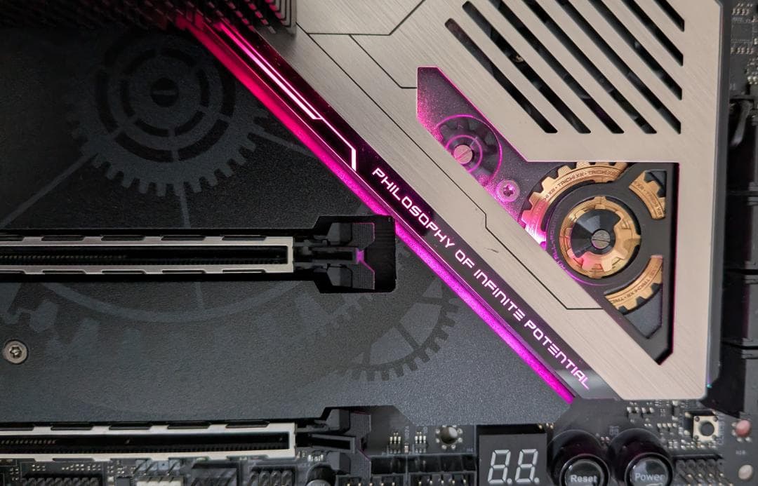 ASRock X570 TAICHI マザーボード