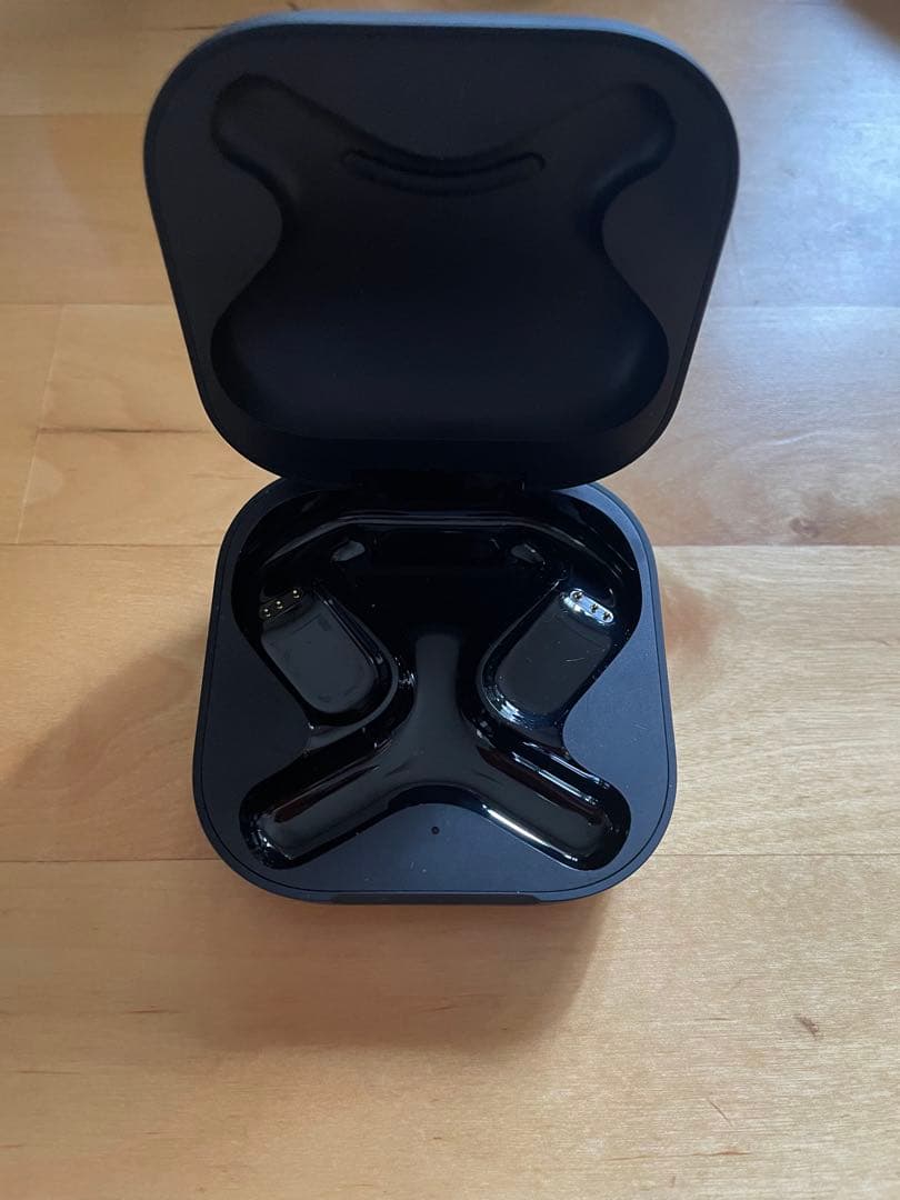 ※充電ケースのみ　Shokz OpenFit ブラック