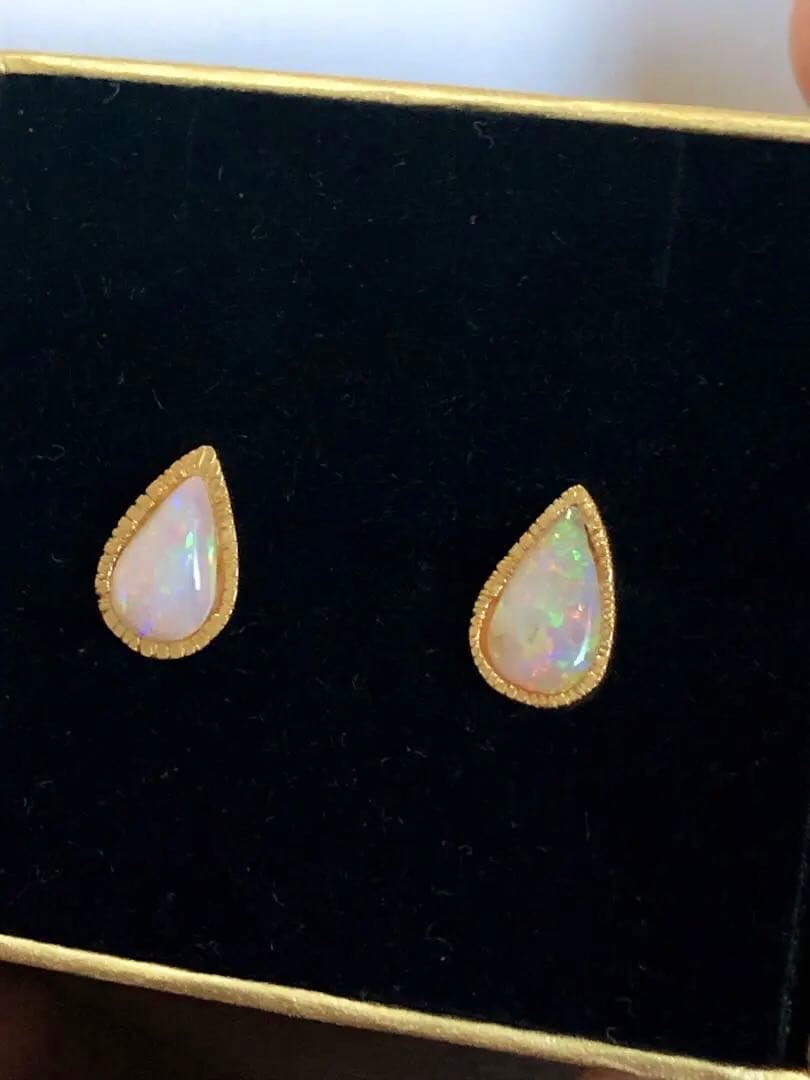 オパール　ドロップピアス