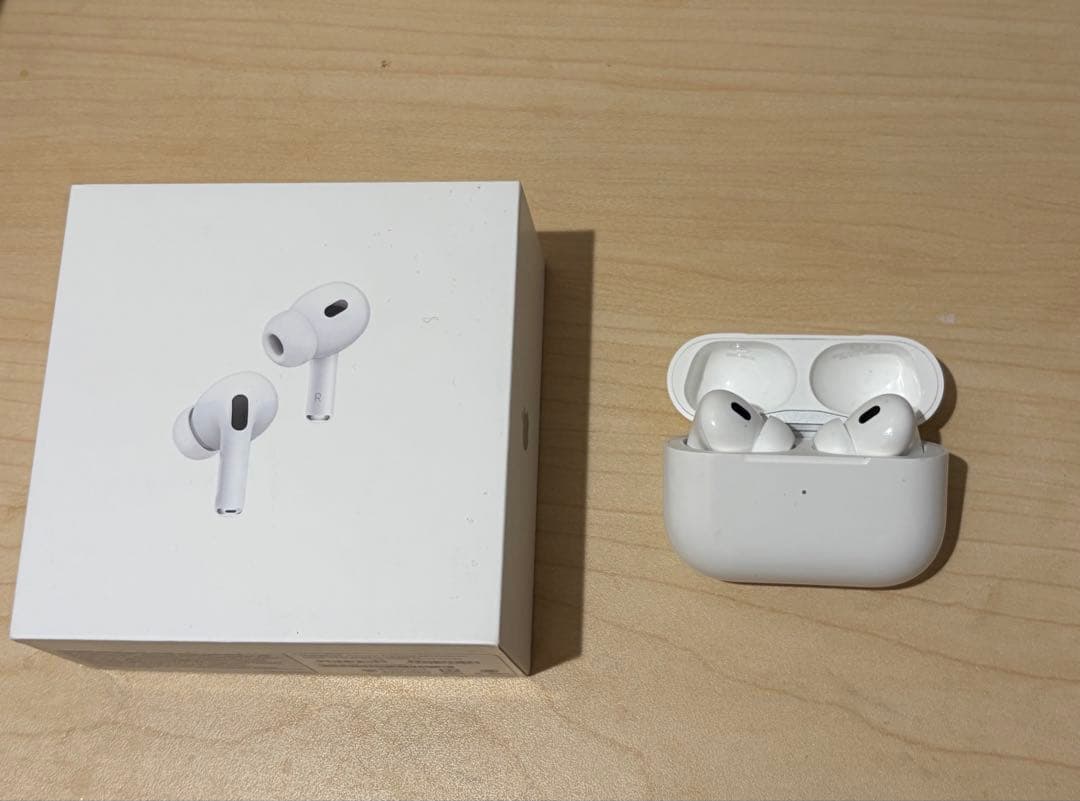 AirPods Pro 2　本体 充電ケース付き