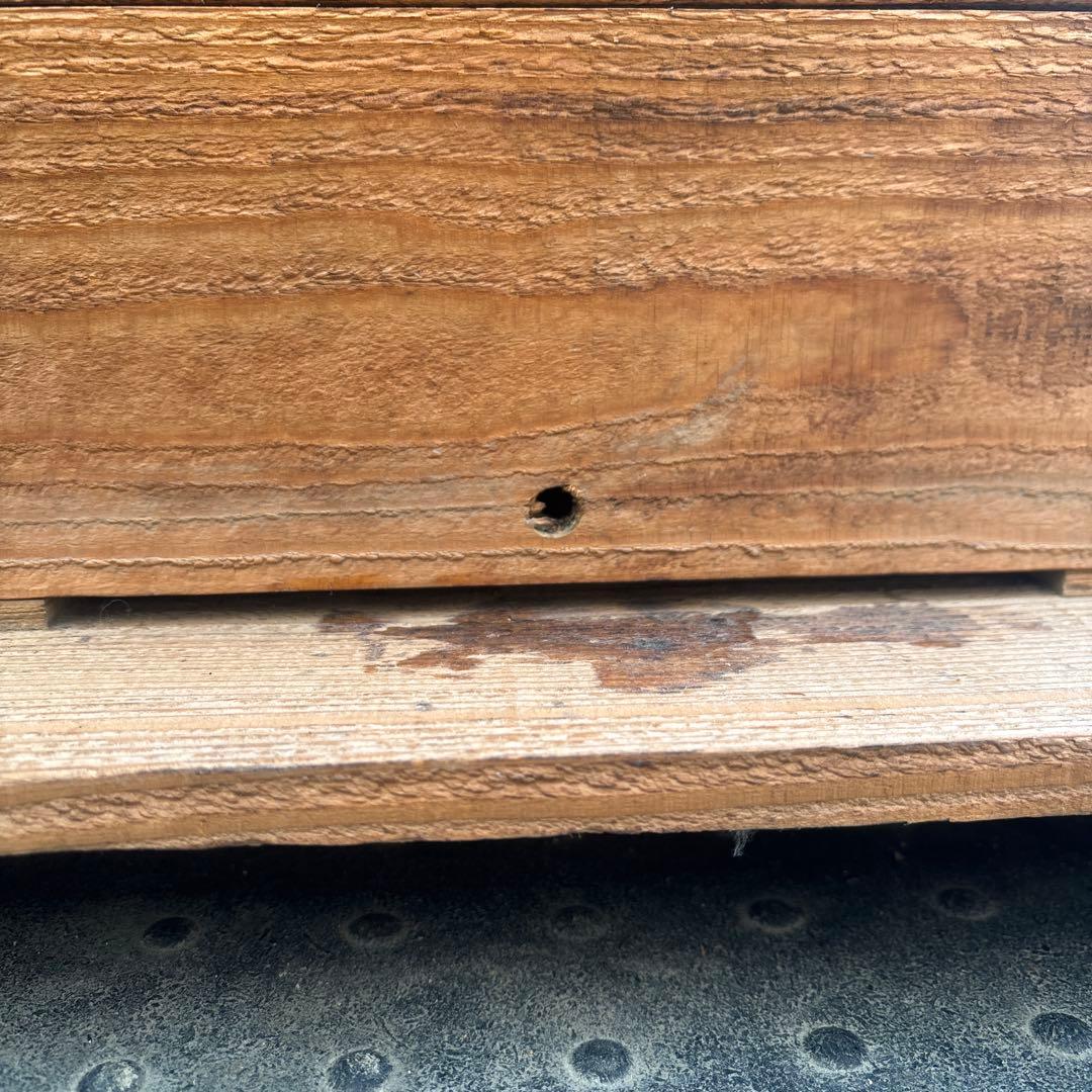日本蜜蜂巣箱　2つ