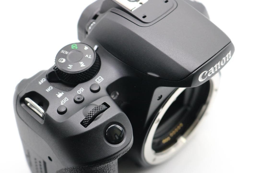 ボディ新品級 【Canon EOS Kiss X10i ダブルレンズセット】