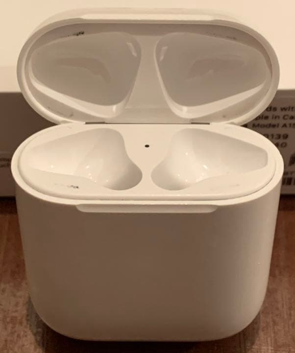 Apple AirPods アップル エアーポッズ MMEF2J/A 第1世代