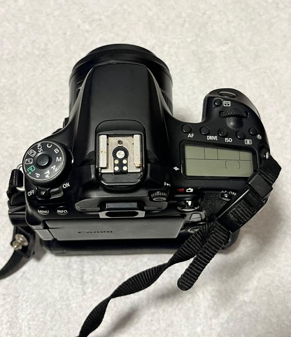 Canon EOS 70D バッテリーグリップ BG-E14 バッテリー3個付き
