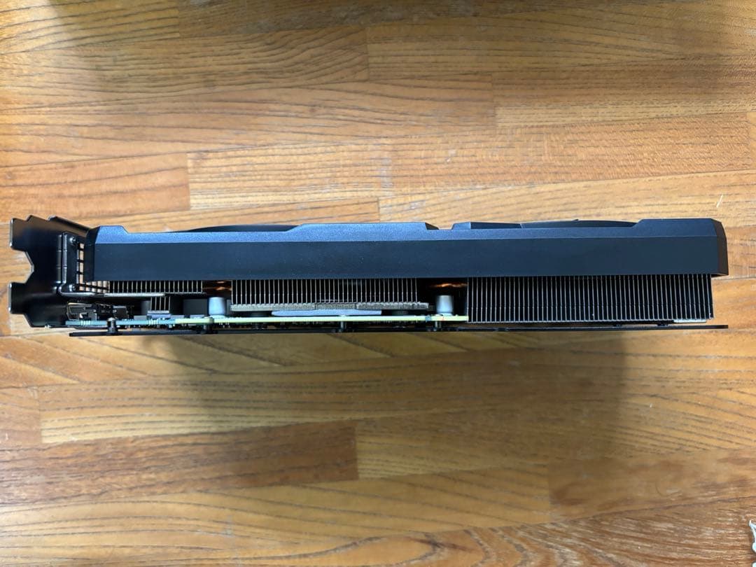 GeForce RTX 3060 Ti 本体