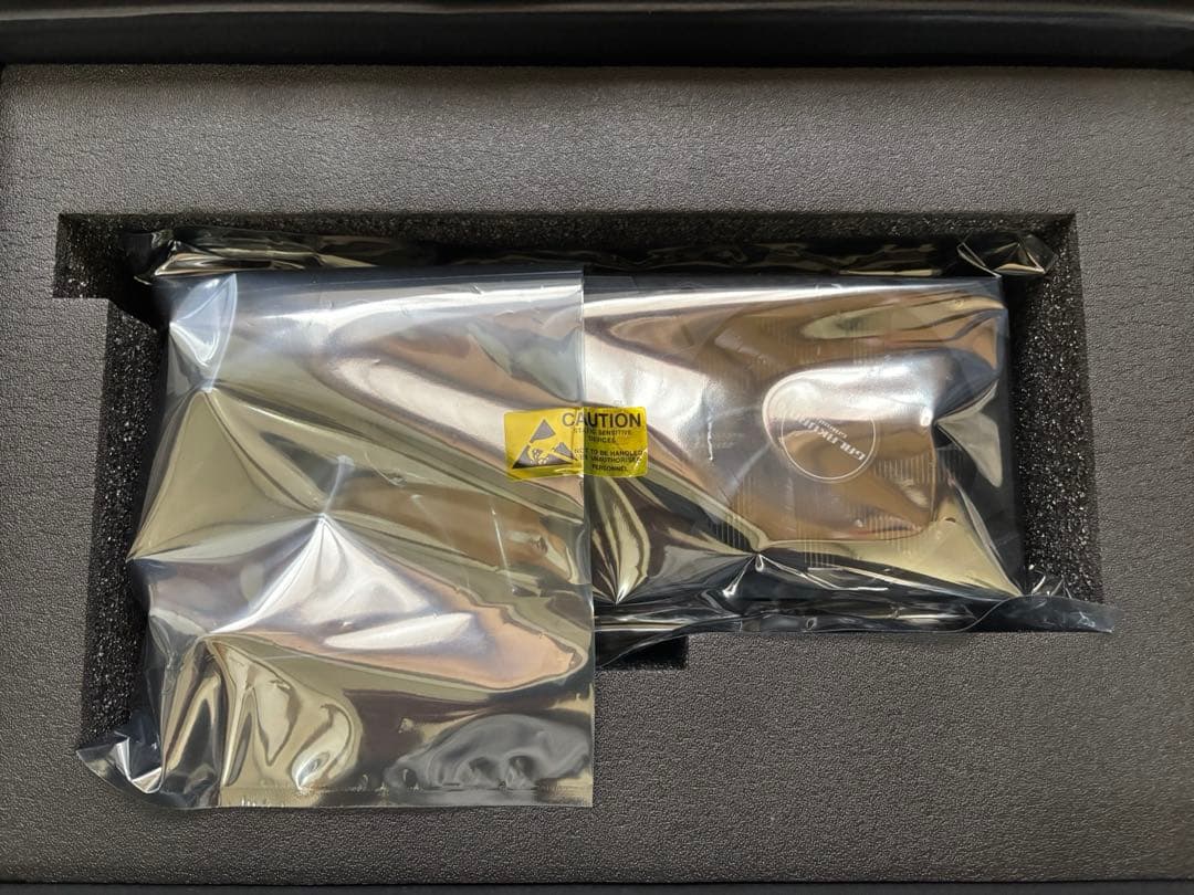 GeForce RTX 3060 Ti 本体