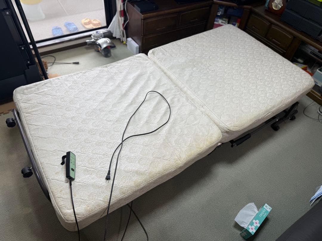 値引き可　ニトリ　電動ベッドリクライニング　シングル　引き取り限定
