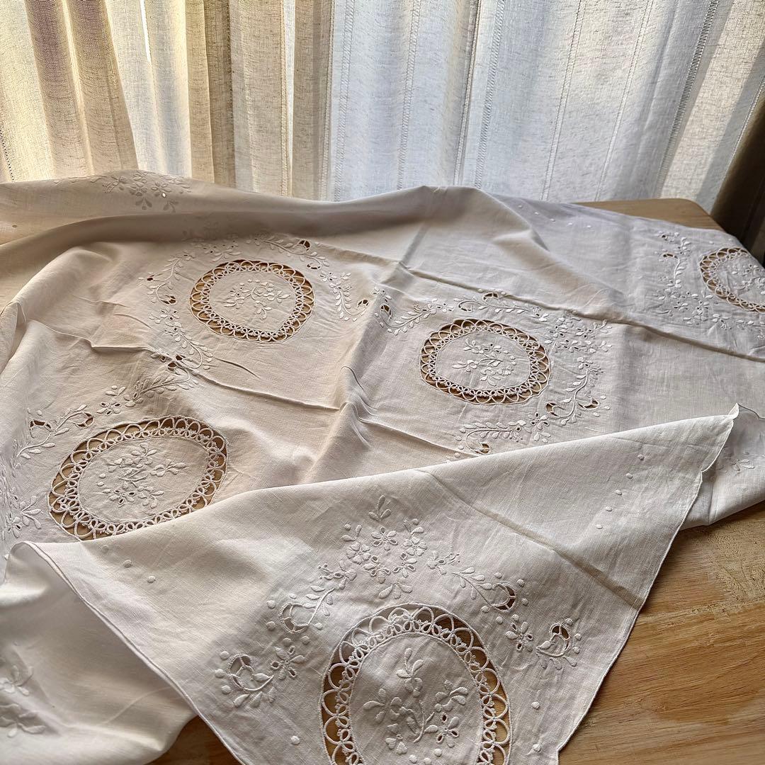 ヴィンテージ 白系刺繍 レース テーブルクロスリネン 正方形 104cm