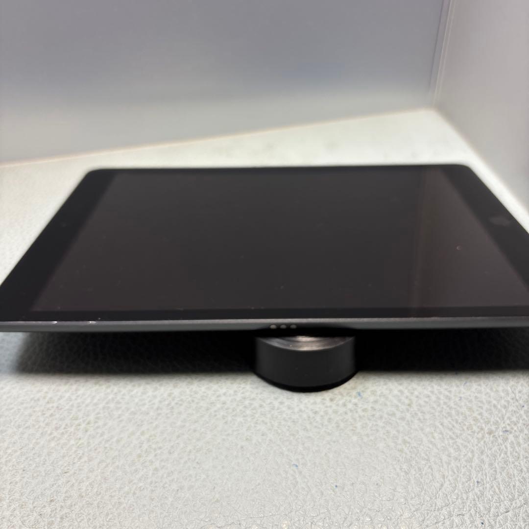 iPad 8世代128G GRAY新品同様PSEパッテリー100％機能不良なし