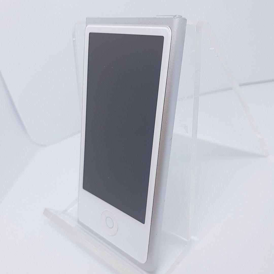 美品　動作品　Apple iPod nano (MD480J) 16GB シルバ