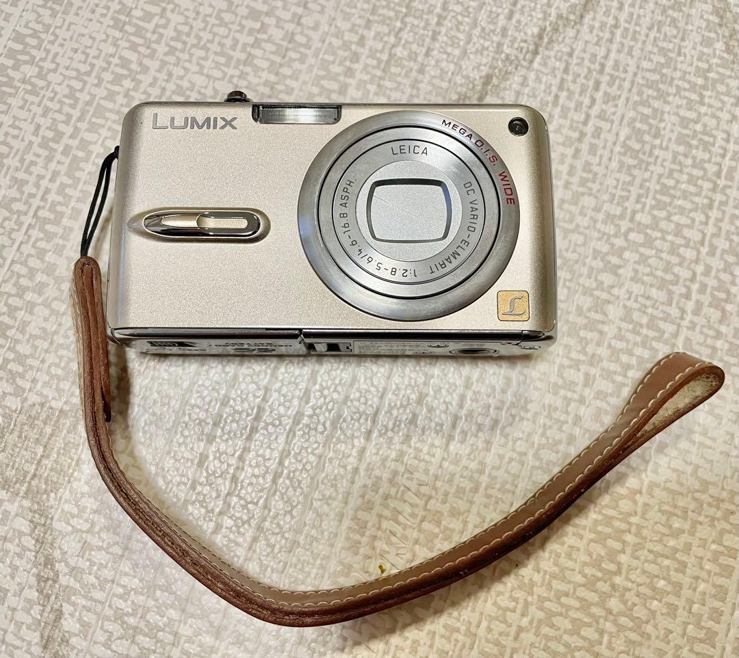 デジカメ LUMIX Panasonic DMC-FX07 美品