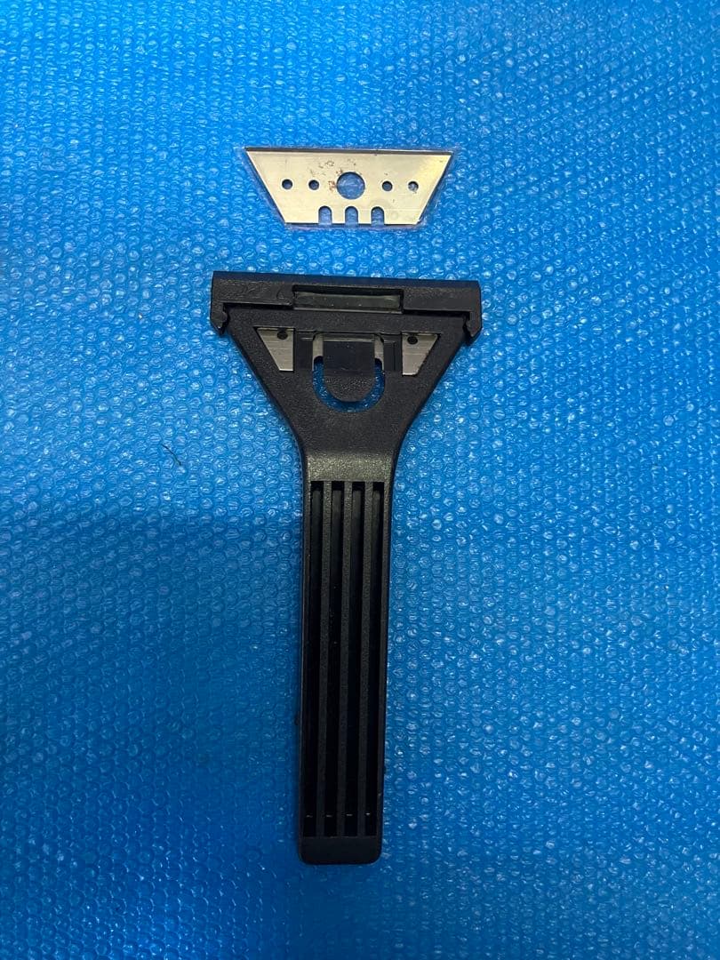 工具ボックスとタジマ.OLFA.NT他 カッターナイフまとめ売り