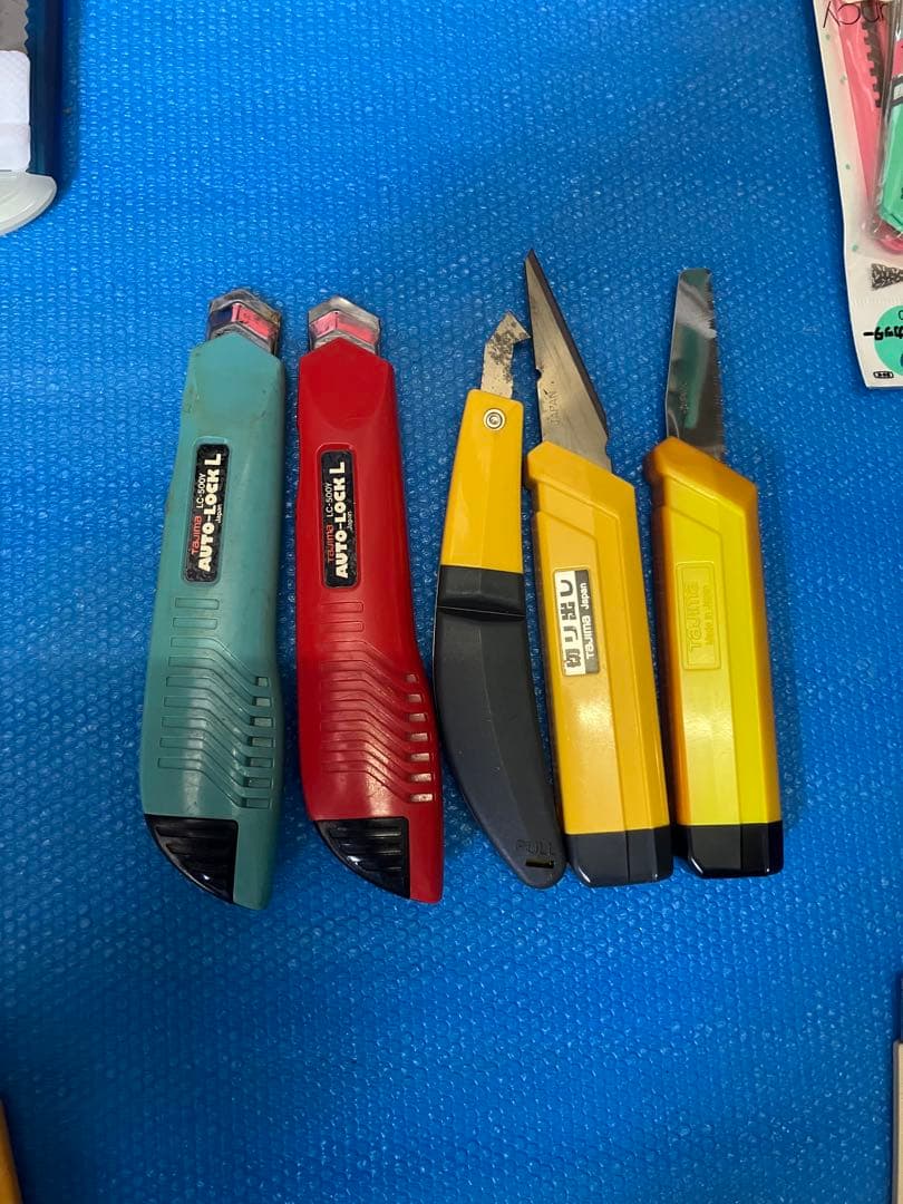 工具ボックスとタジマ.OLFA.NT他 カッターナイフまとめ売り