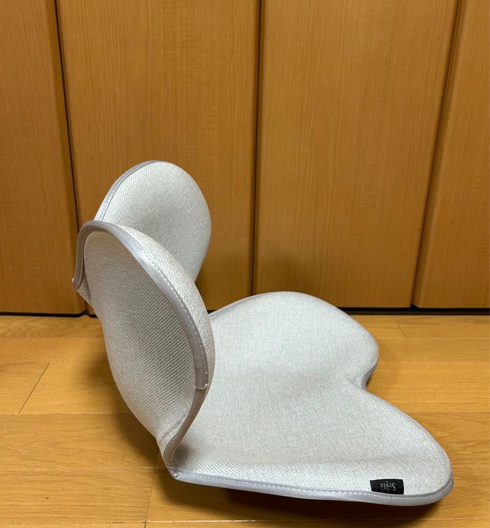 Style 姿勢矯正用クッション グレー メッシュ