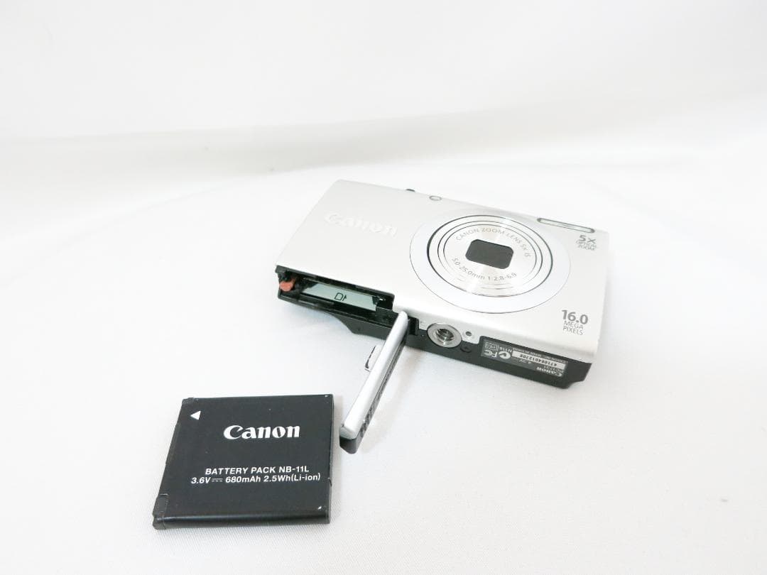 美品★Canon デジタルカメラ PowerShot A2400IS シルバー