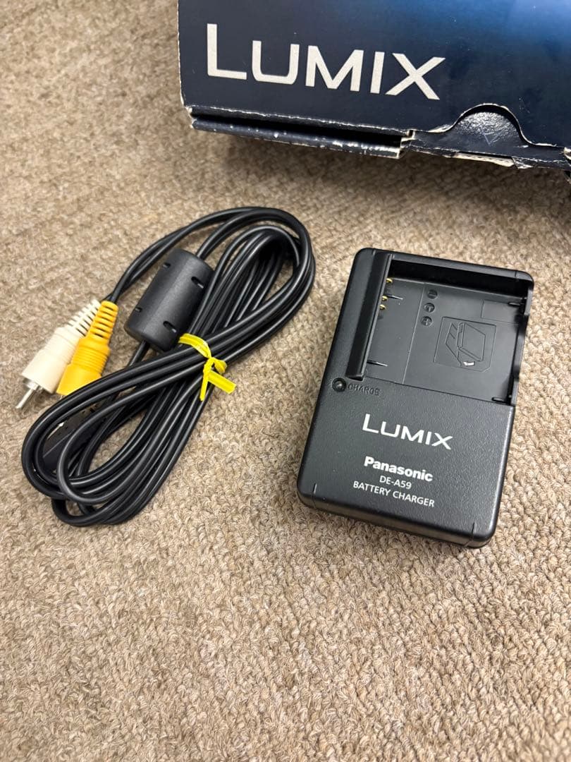【美品】Panasonic LUMIX DMC-FX70 ブルー コンデジ 純正