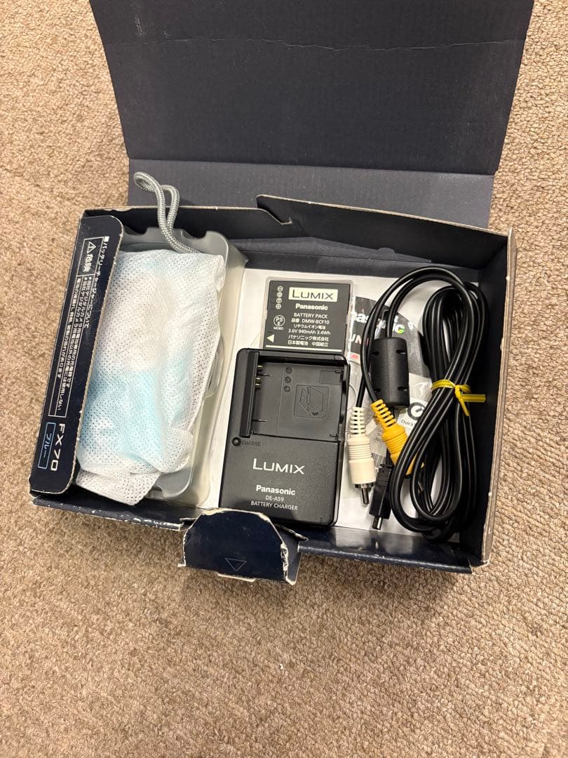 【美品】Panasonic LUMIX DMC-FX70 ブルー コンデジ 純正