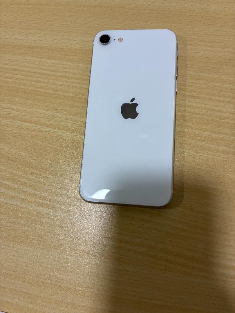 iPhone SE 第2世代 128GB ホワイト SIMフリー