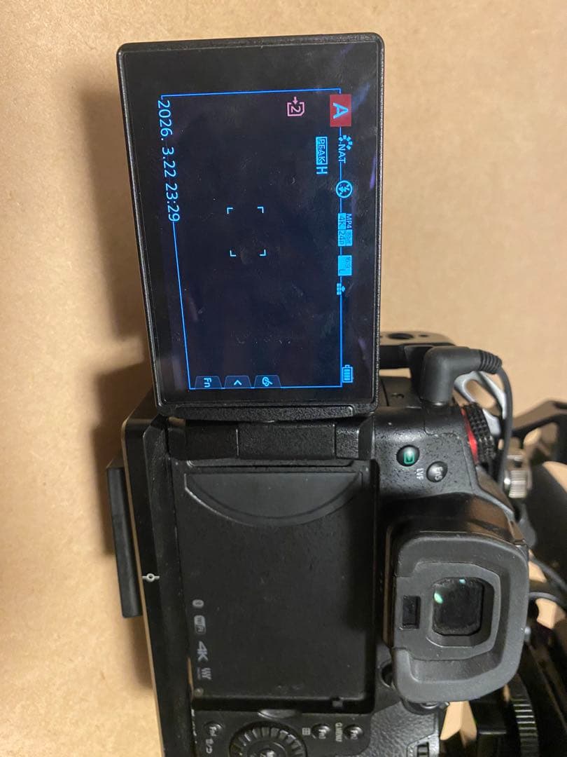 GH5S 8-18レンズ、三脚、sdカード、バッテリー付き