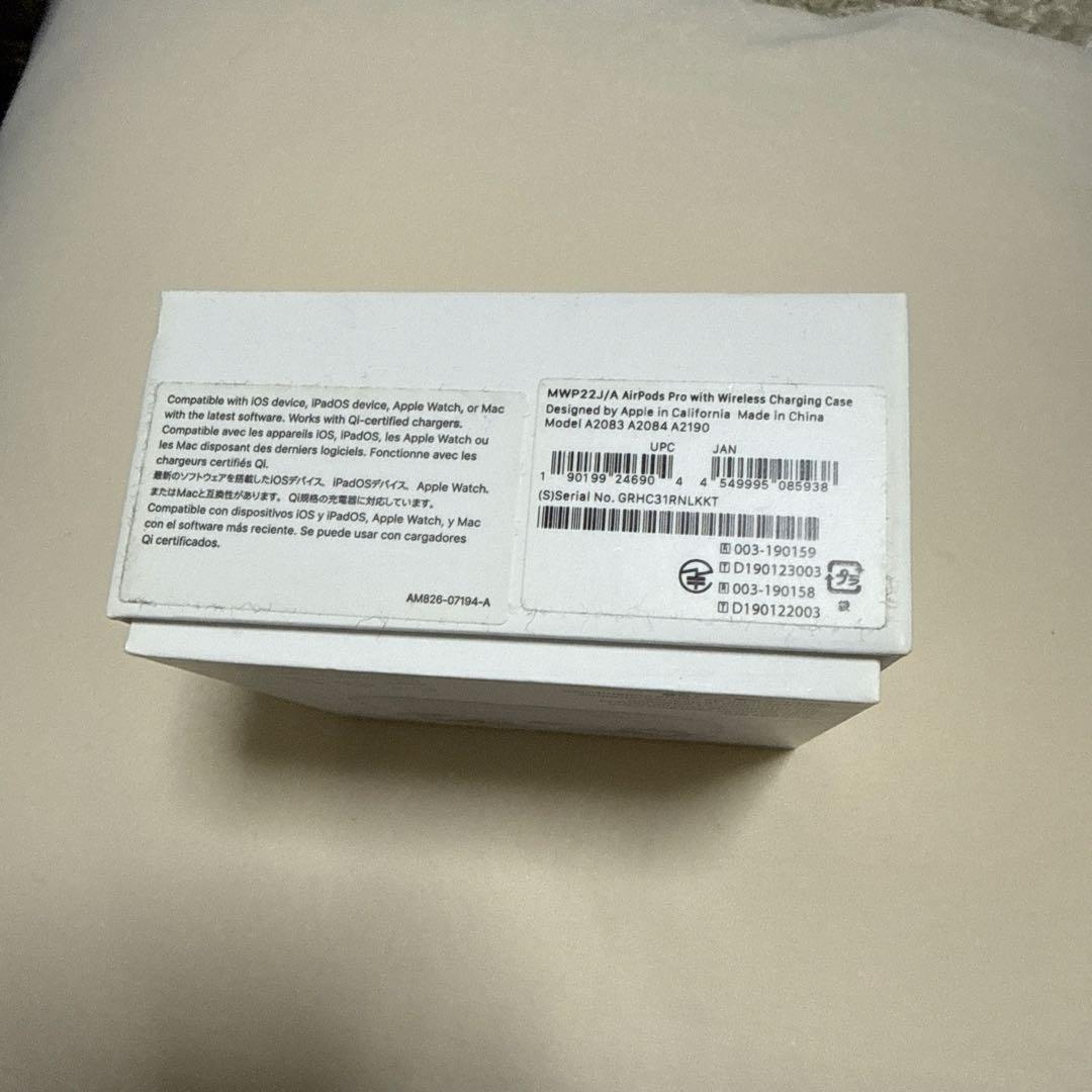 Apple AirPods本体 充電ケース付き ホワイト