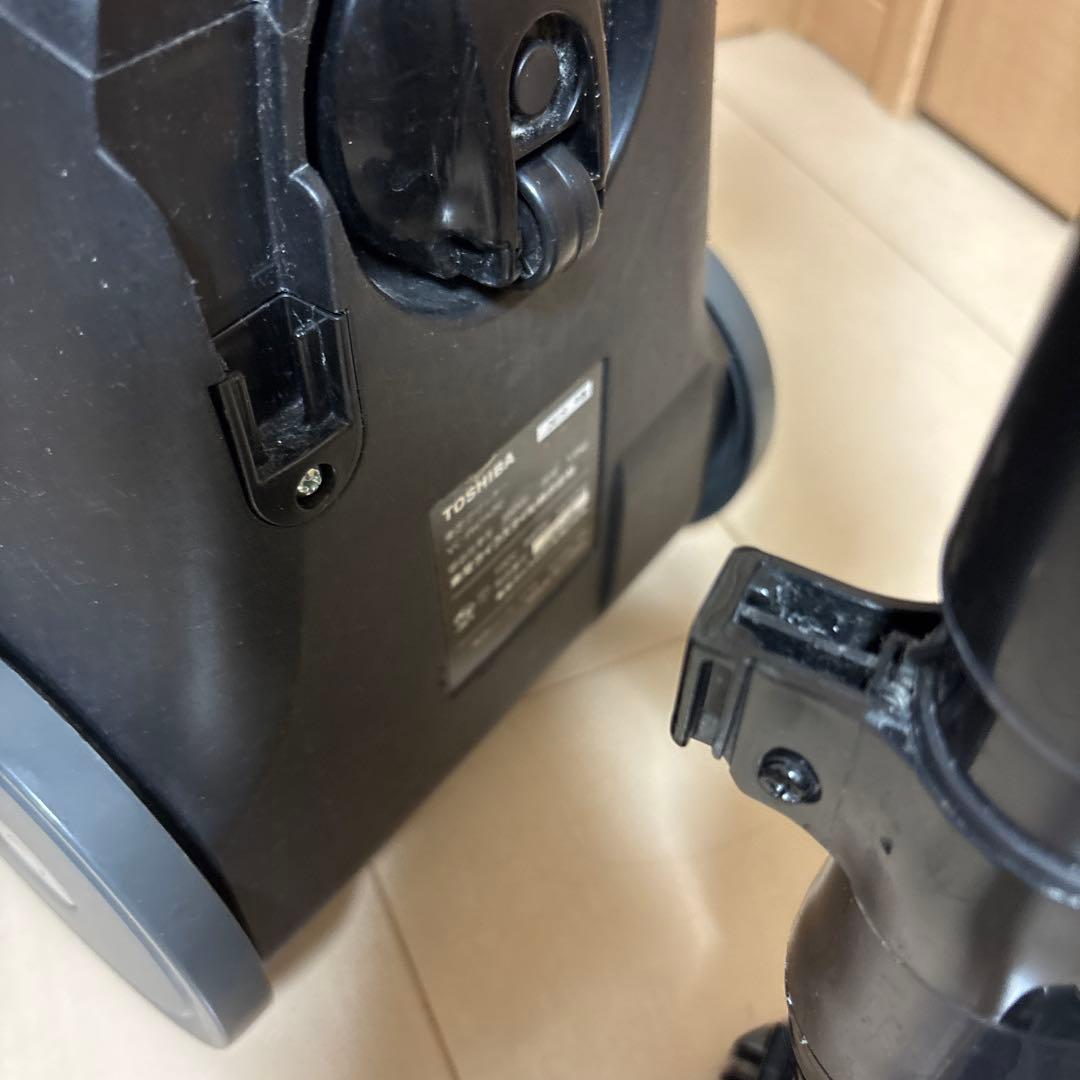 K*．様 東芝　2019年　紙パック式 掃除機 VC-PH7A