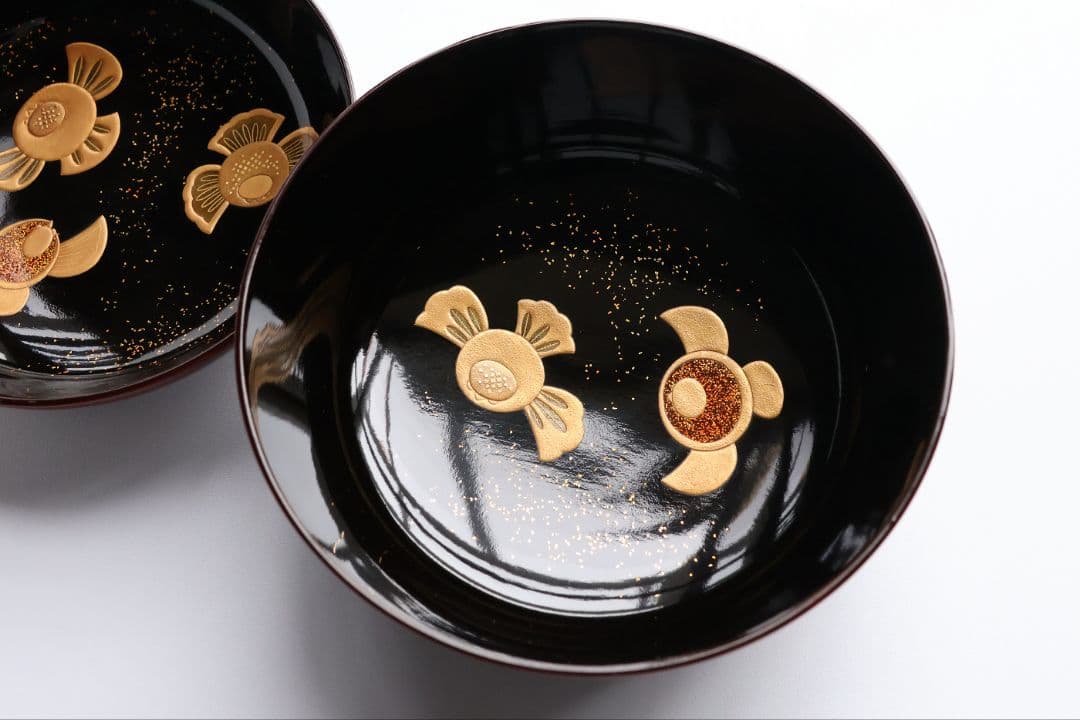 【CM430】天然木漆塗 ふくら雀金蒔絵 溜塗内黒 煮物椀一客 福良雀 大正昭和