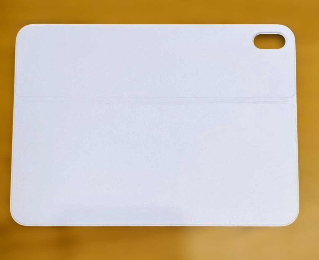 Apple iPad Magic Keyboard Folio ホワイト