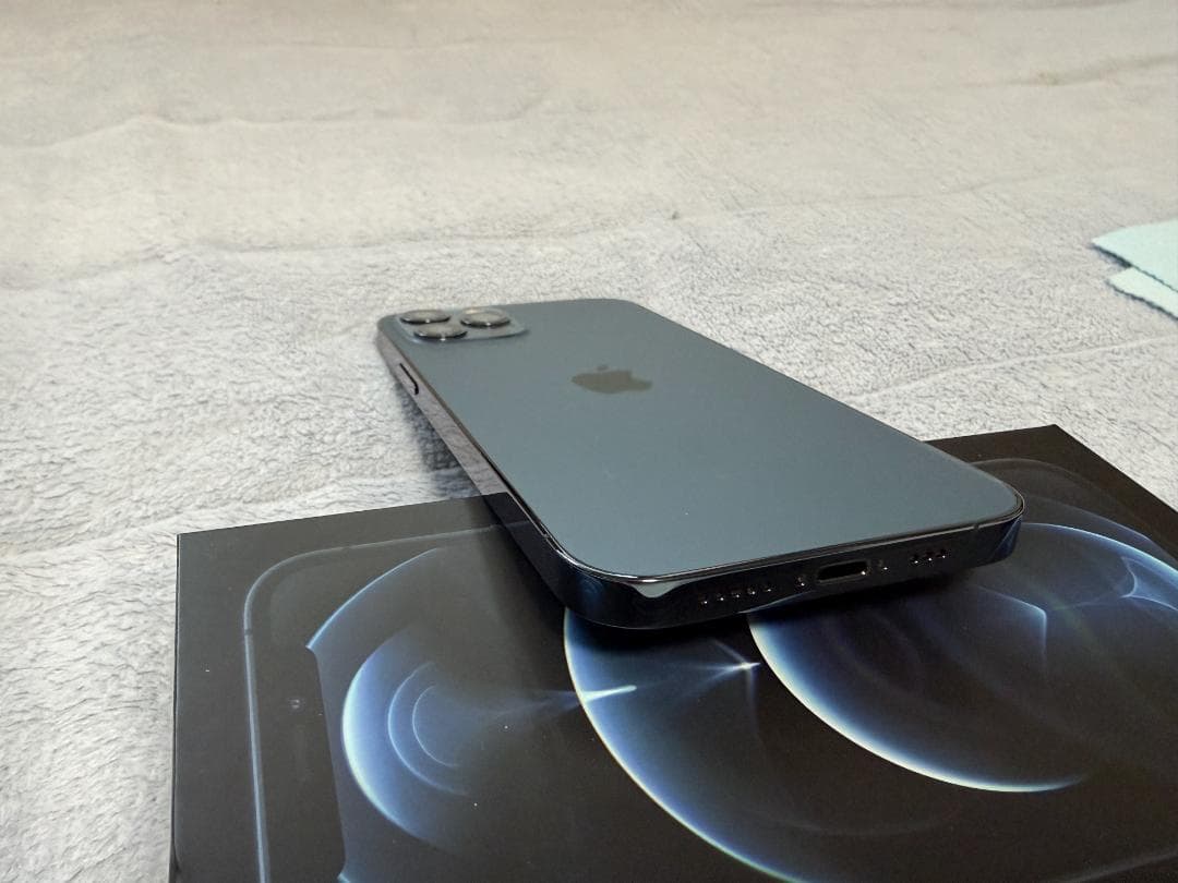 iPhone12PRO 256GB　動作確認済　中古美品！
