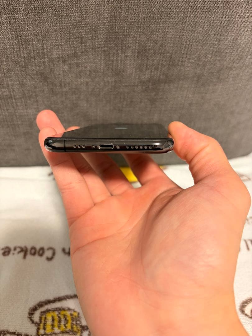 iPhone11pro 256GBミッドナイトグリーンSIMフリー 値段交渉有