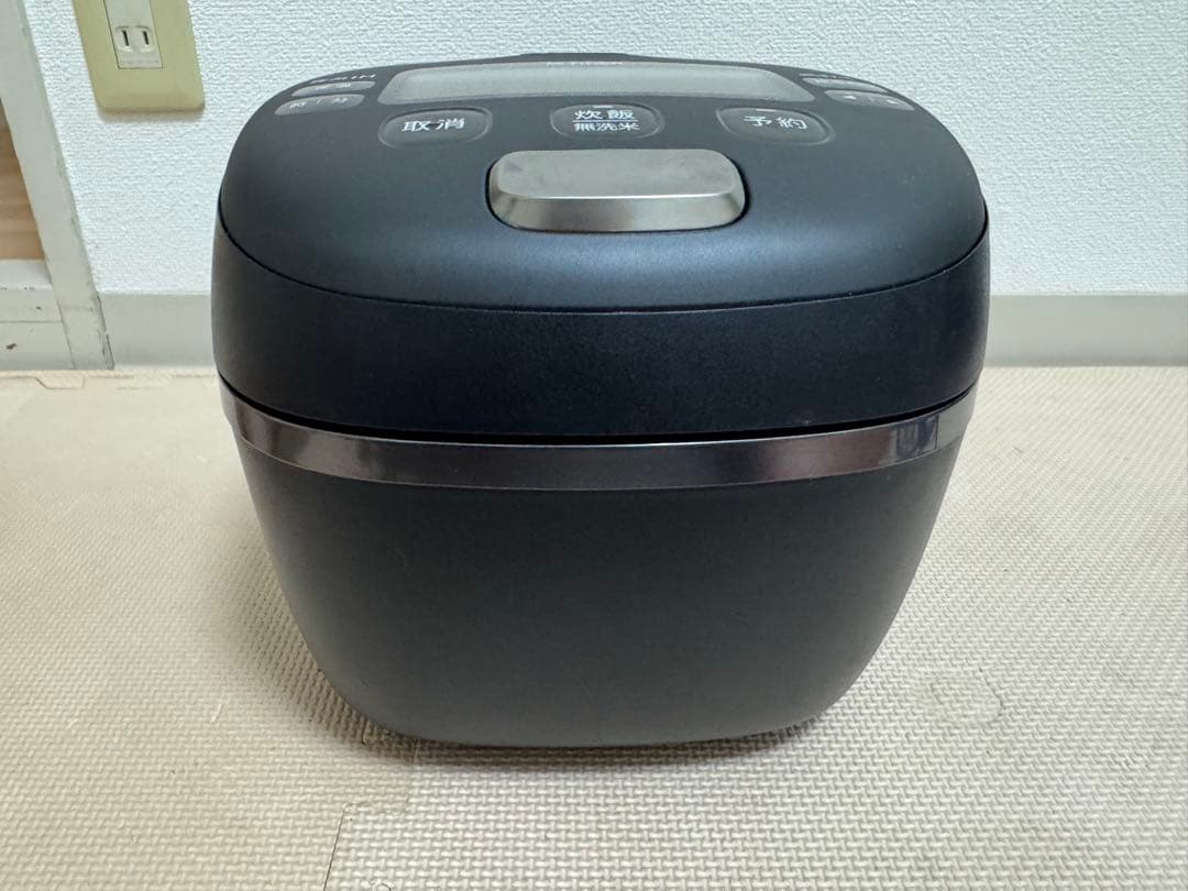 TIGER 炊飯器 JRI-A100 炊飯器 5.5合 ご泡火炊き 24年製