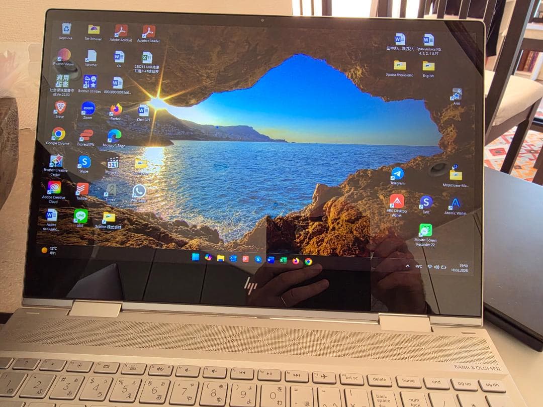 も*ち様 HP Spectre x360 15.6インチ フルHD タッチパネル