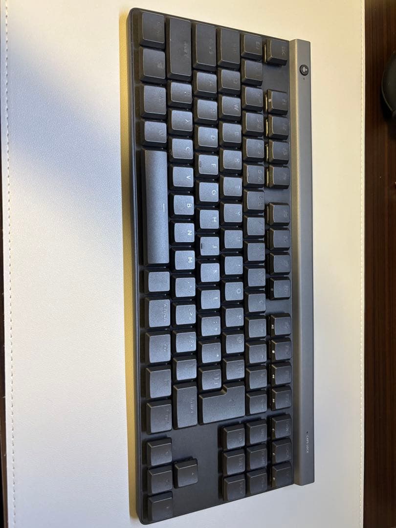Logicool G515 TKL ロープロファイル　キーボード　有線