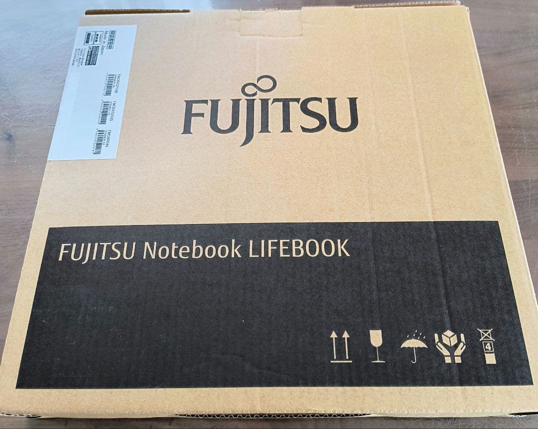 Fujitsu LIFEBOOK 13.3インチ ノートPC（リユース）