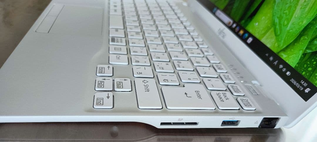 Fujitsu LIFEBOOK 13.3インチ ノートPC（リユース）
