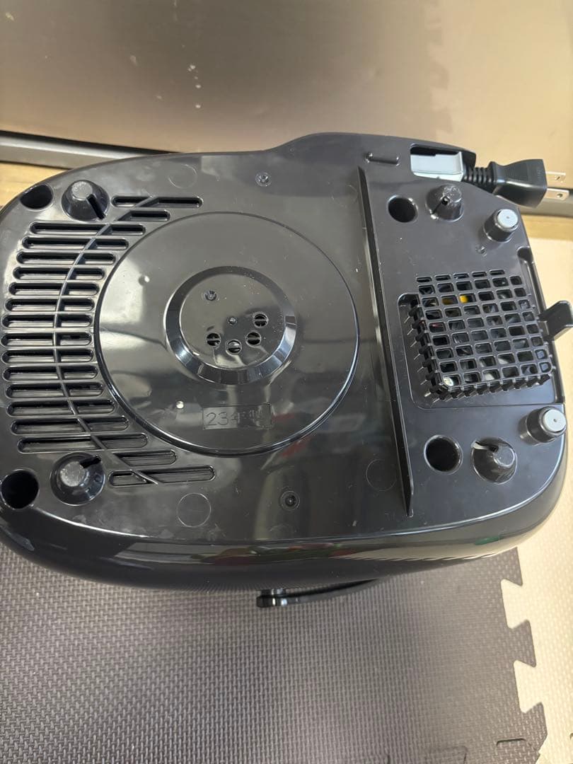TOSHIBA 炊飯器　RC-10E2VR-2023年製