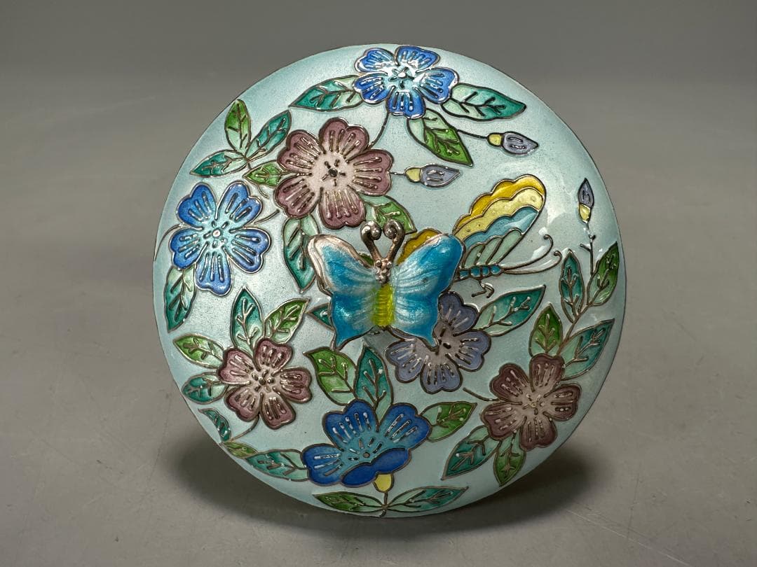 UM9-2S65　韓国美術　純銀製　七宝焼花卉文蓋物　重さ165g　美品　共箱