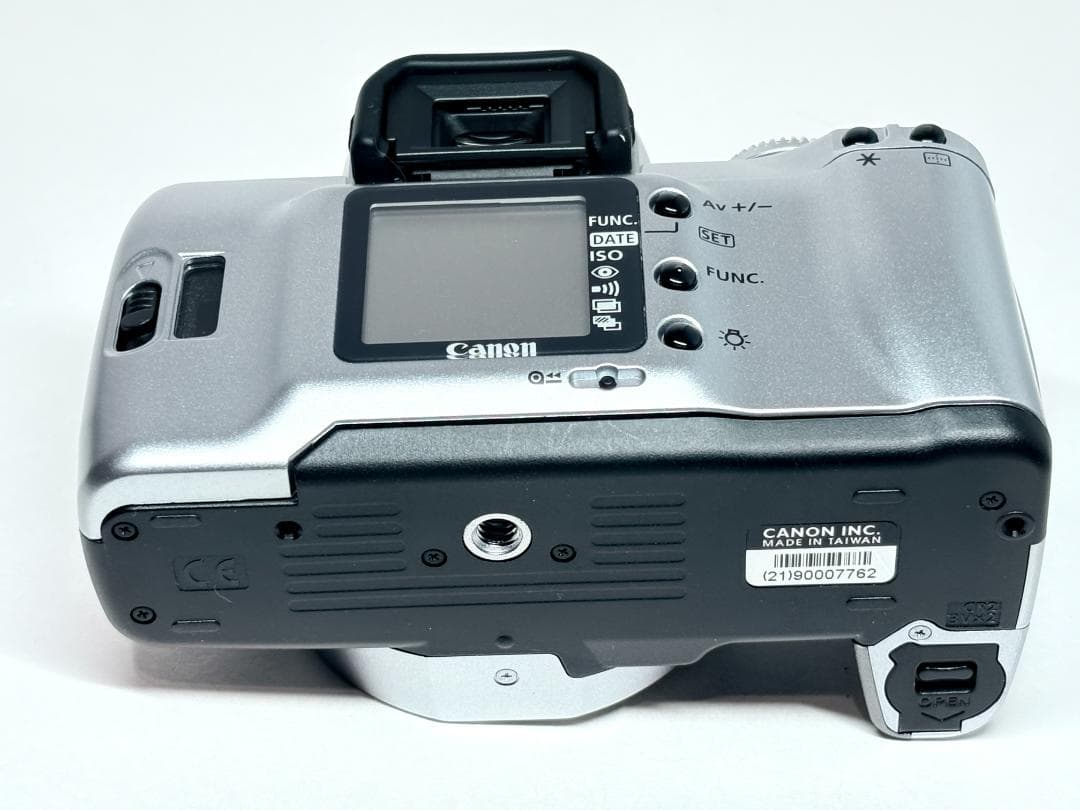 新品級 キヤノン EOS Kiss 5 ボディ