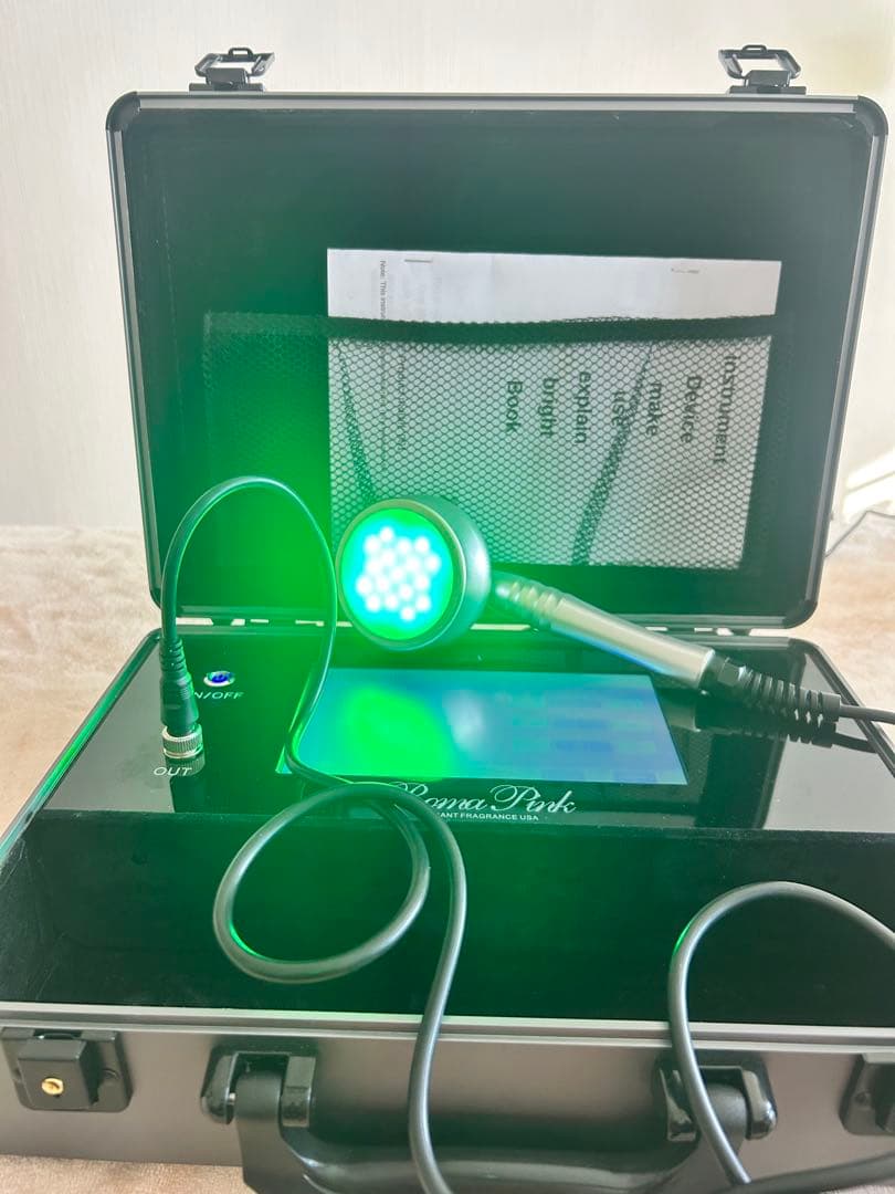 ローマピンク LED リップセラム ボディセラムマニュアル セットとおまけ付き