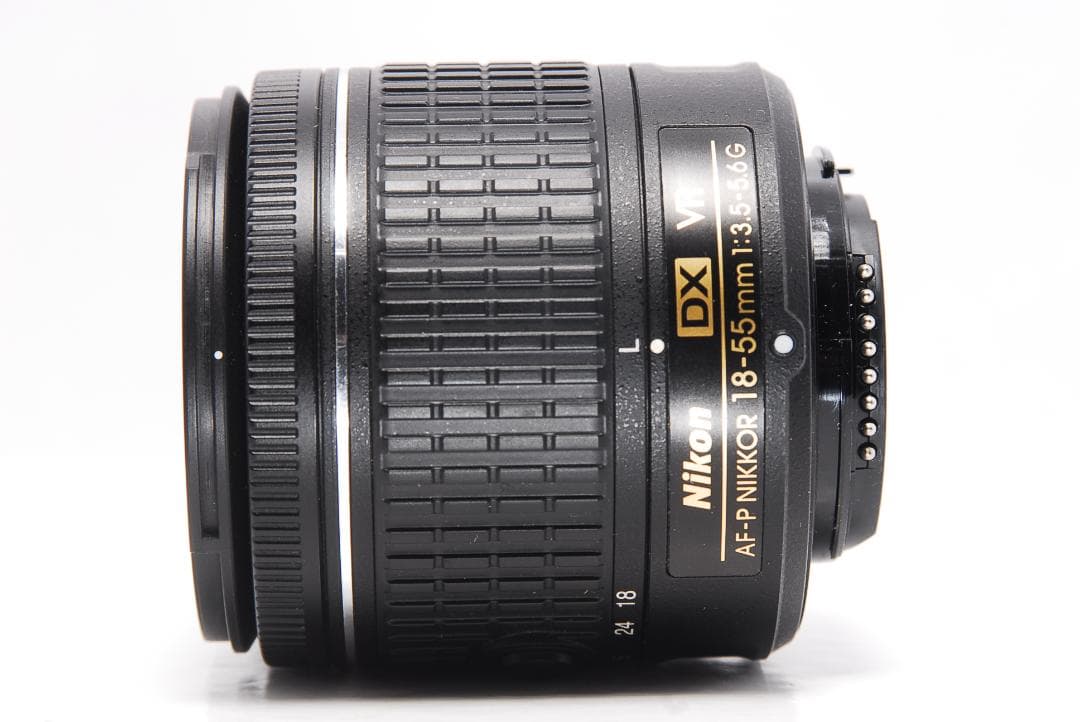 ✨自撮り可能機種 Bluetooth搭載機✨Nikon D5600レンズセット